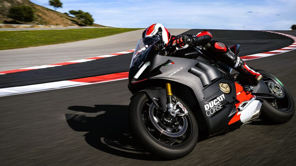 Ducati-Panigale-V4-SP2-Motor-Wise-xyz